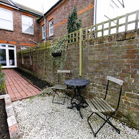 Quirky Spacious Ground Floor Victorian Garden Flat Worthing Zewnętrze zdjęcie